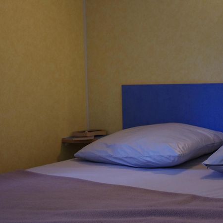 Camping La Bergerie Hotel La Chapelle-Achard Phòng bức ảnh