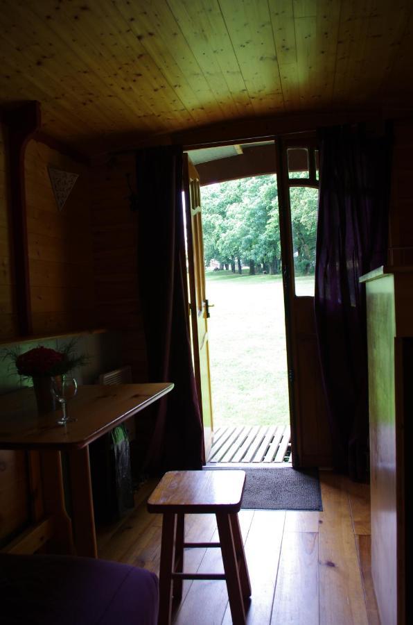 Camping La Bergerie Hotel La Chapelle-Achard Ngoại thất bức ảnh