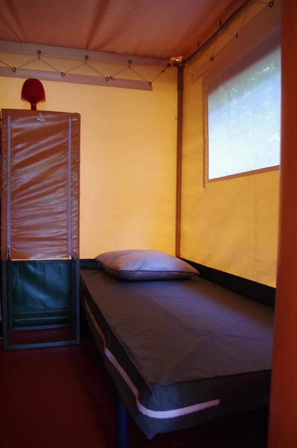 Camping La Bergerie Hotel La Chapelle-Achard Ngoại thất bức ảnh