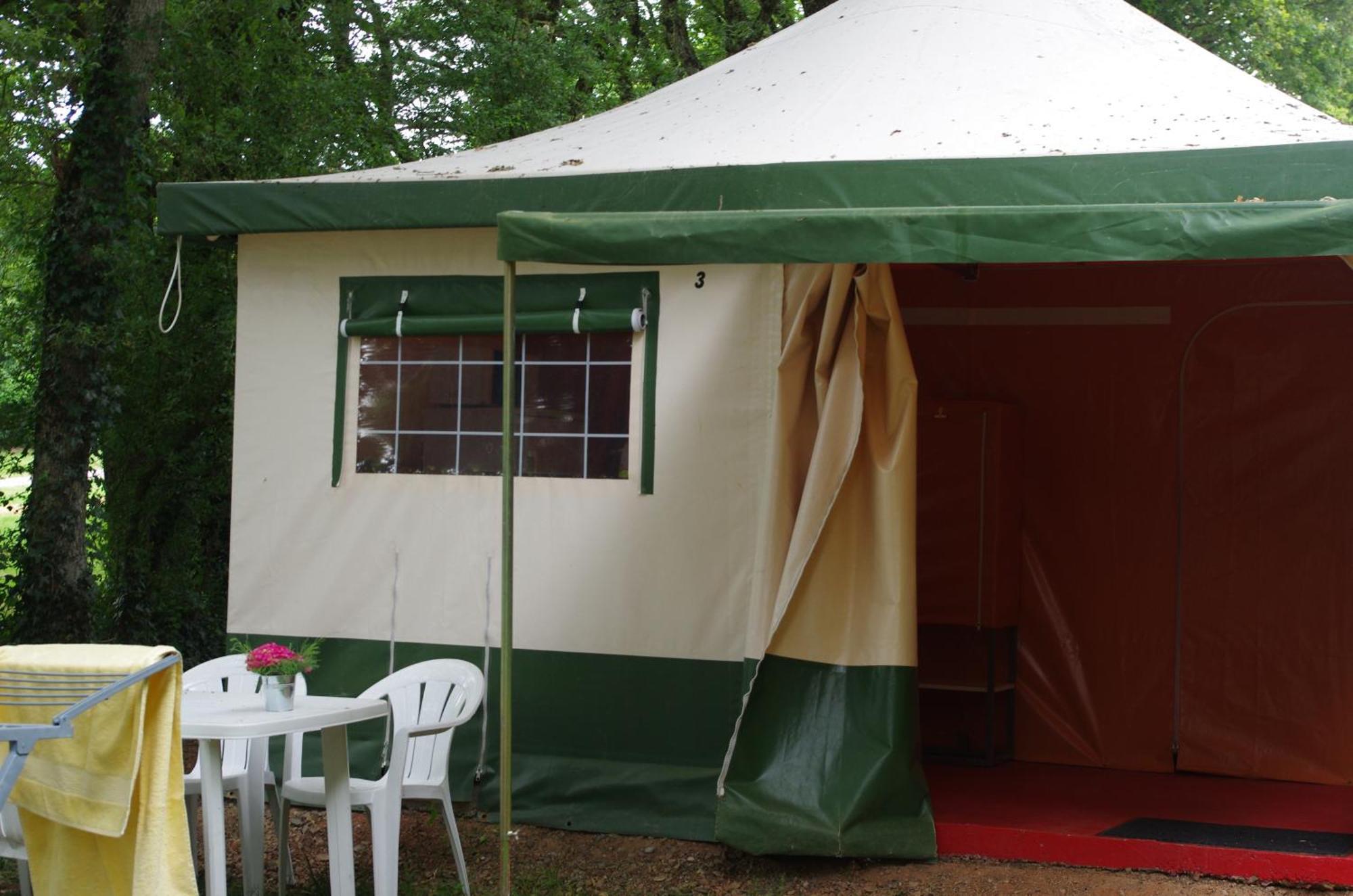 Camping La Bergerie Hotel La Chapelle-Achard Phòng bức ảnh